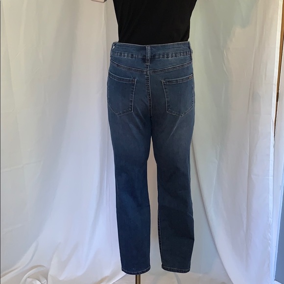 Tahari skinny jeans - Picture 3 of 8